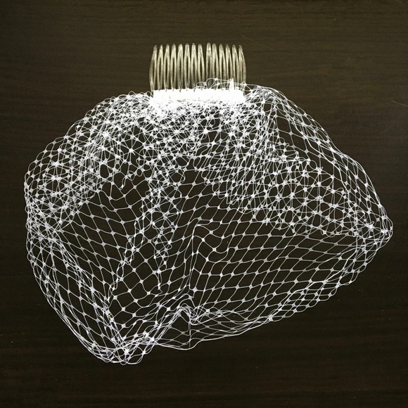 White Bride Bridal Birdcage Veil - Picture 2 of 7